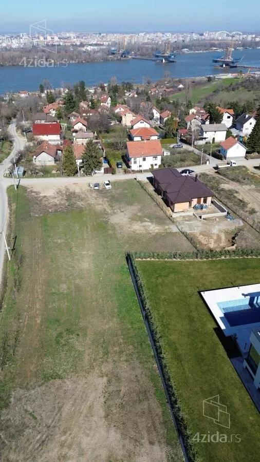 Građevinsko zemljište | 4zida