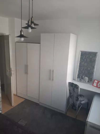 Sremska 5 | 4zida.rs