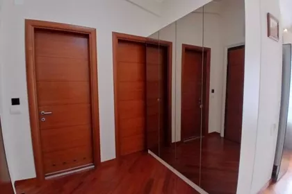 Jovana Ćirilova | 4zida.rs