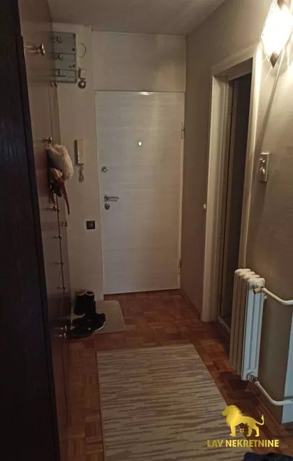 RADOMIRA RAŠE RADUJKOVA | 4zida.rs