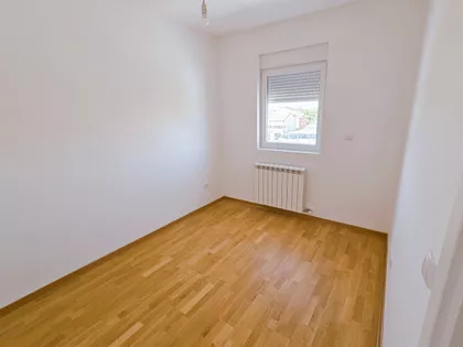 Ugrinovački Put 30 Deo 42 | 4zida.rs