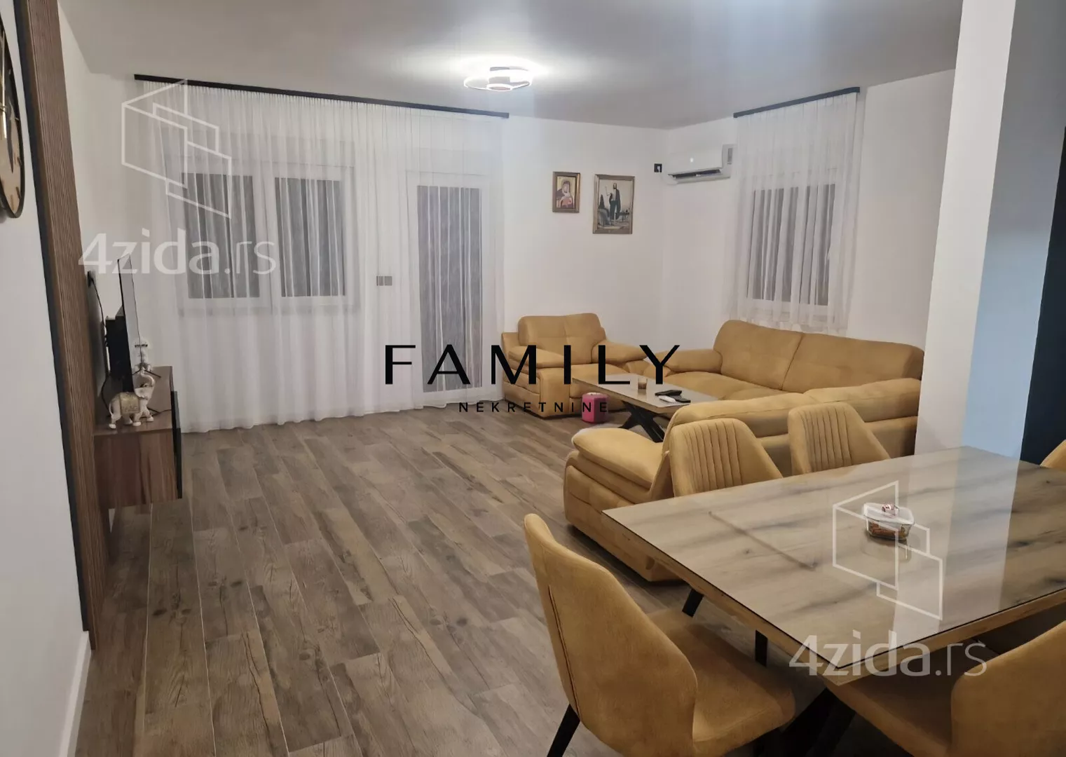 Troiposoban stan | 4zida