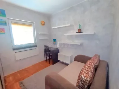 Prvoboraca | 4zida.rs