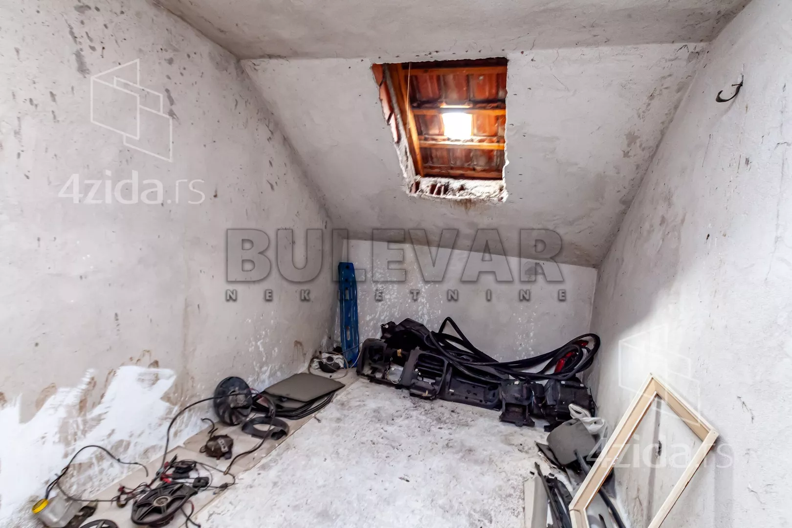 3-etažna kuća | 4zida