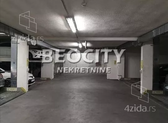 Garaža/Parking | 4zida