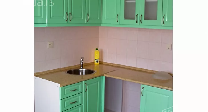 Šestosoban stan | 4zida