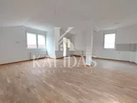 Lipov Gaj, Adice, Gradske lokacije, Novi Sad | 4zida.rs | 4zida.rs