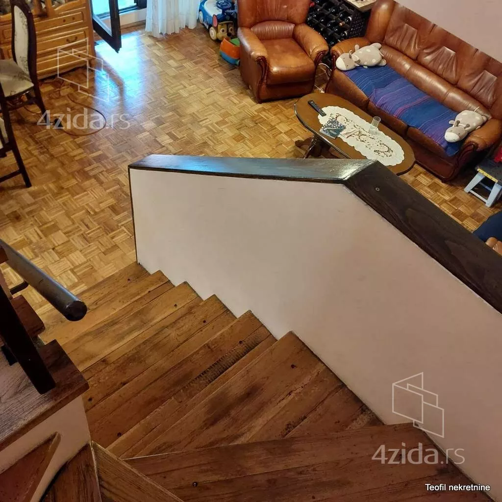 4-etažna kuća | 4zida