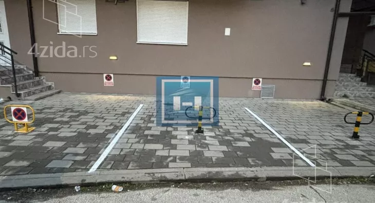Parking | 4zida