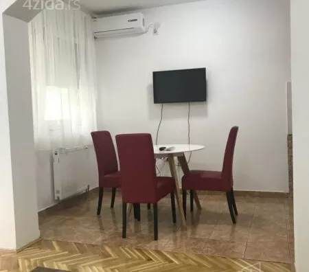 Garsonjera | 4zida