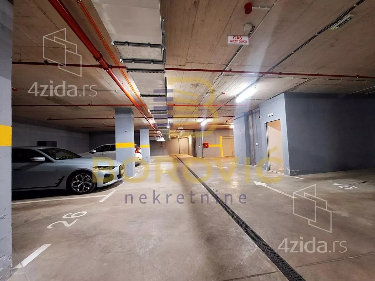 Garaža/Parking | 4zida