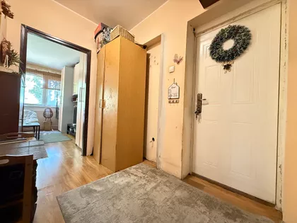 Bana Ivaniša bb | 4zida.rs