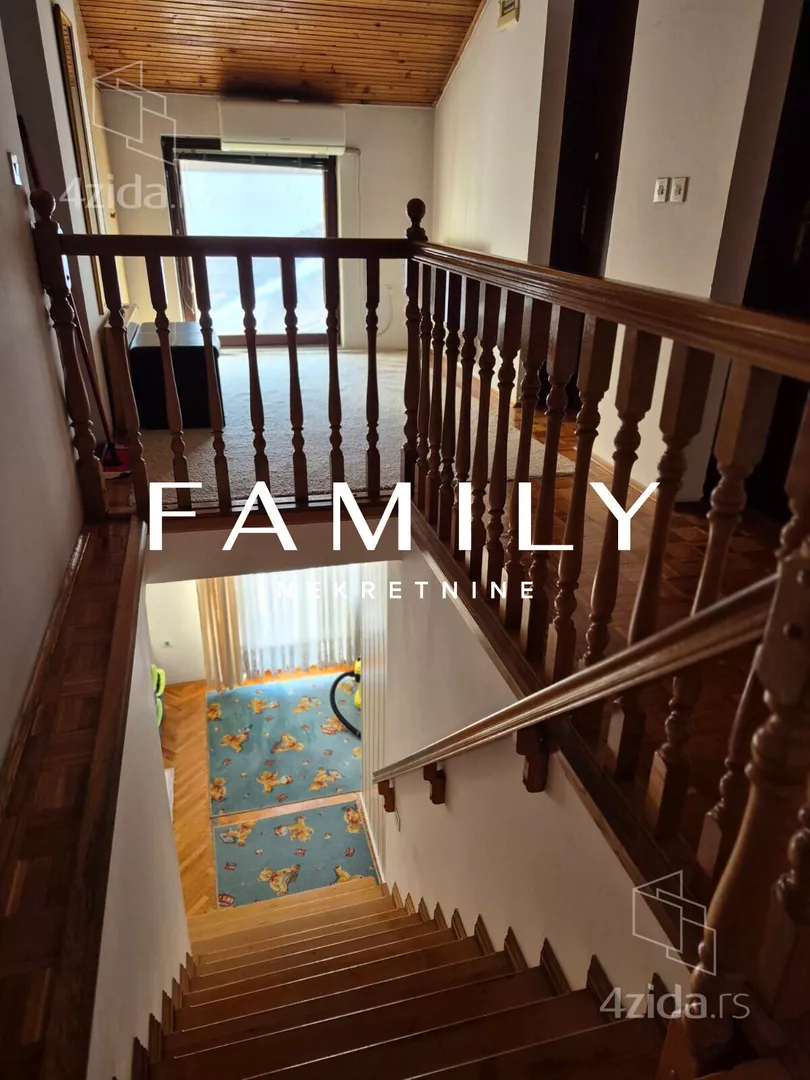 3-etažna kuća | 4zida