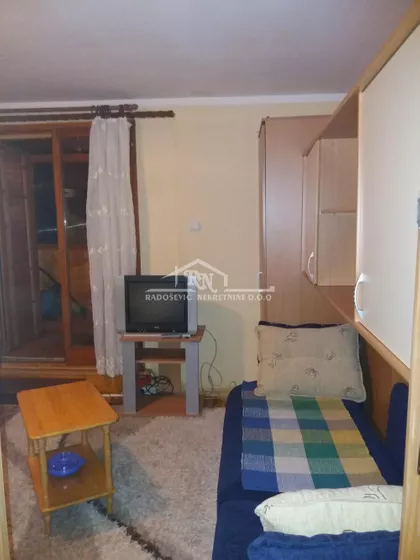 Zmajevačka | 4zida.rs