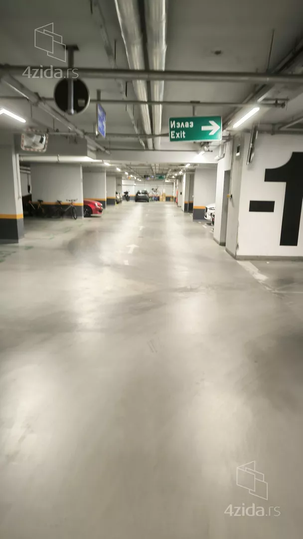 Garaža | 4zida