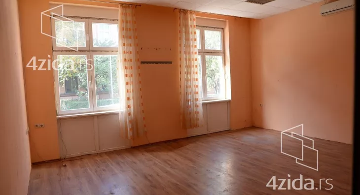 4-etažna kuća | 4zida