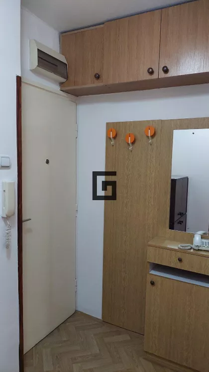 Cara Dušana | 4zida.rs