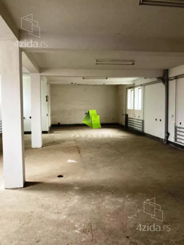 Poslovni prostor | 4zida