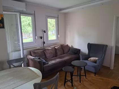 Tršćanska | 4zida.rs