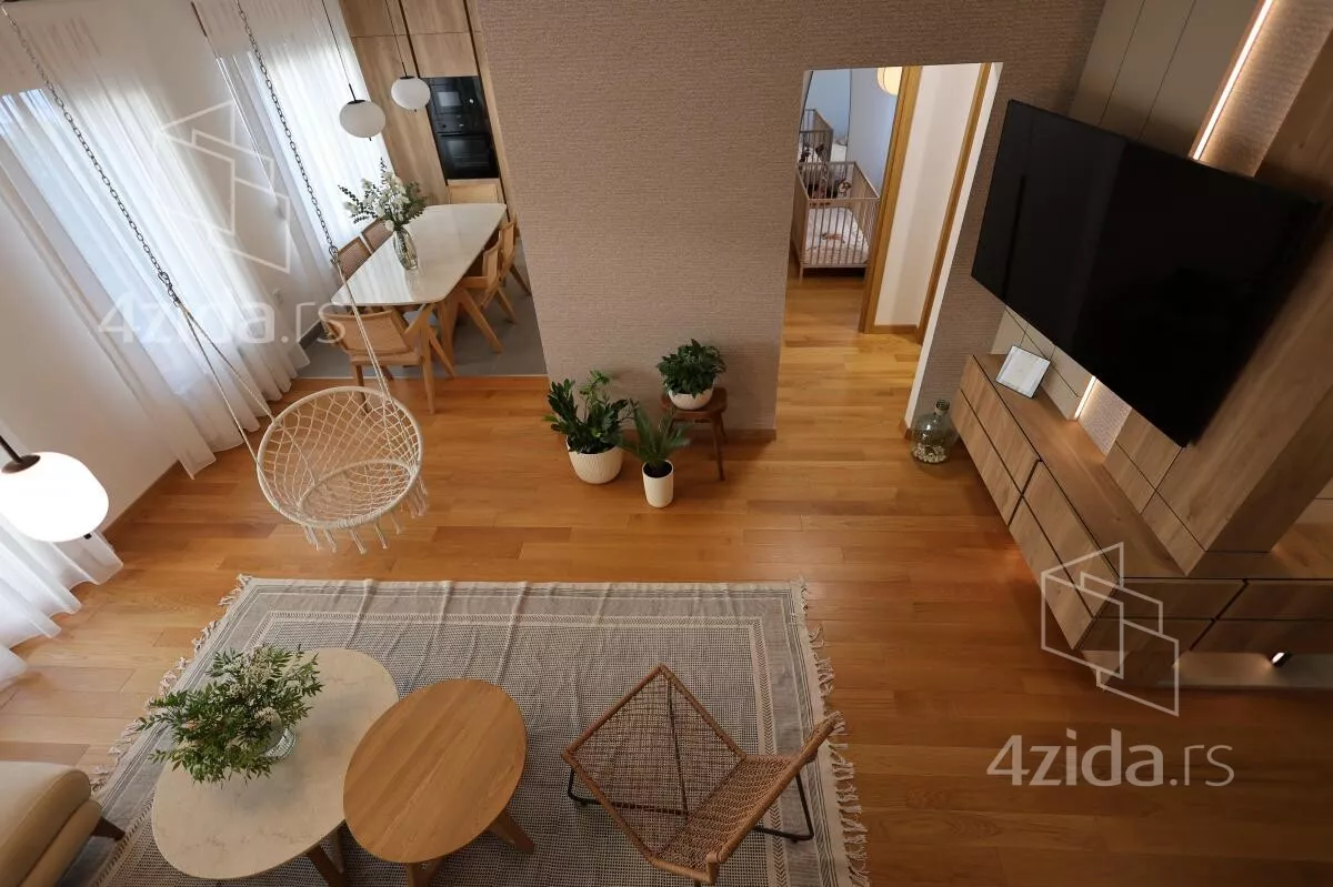 Četvorosoban stan | 4zida