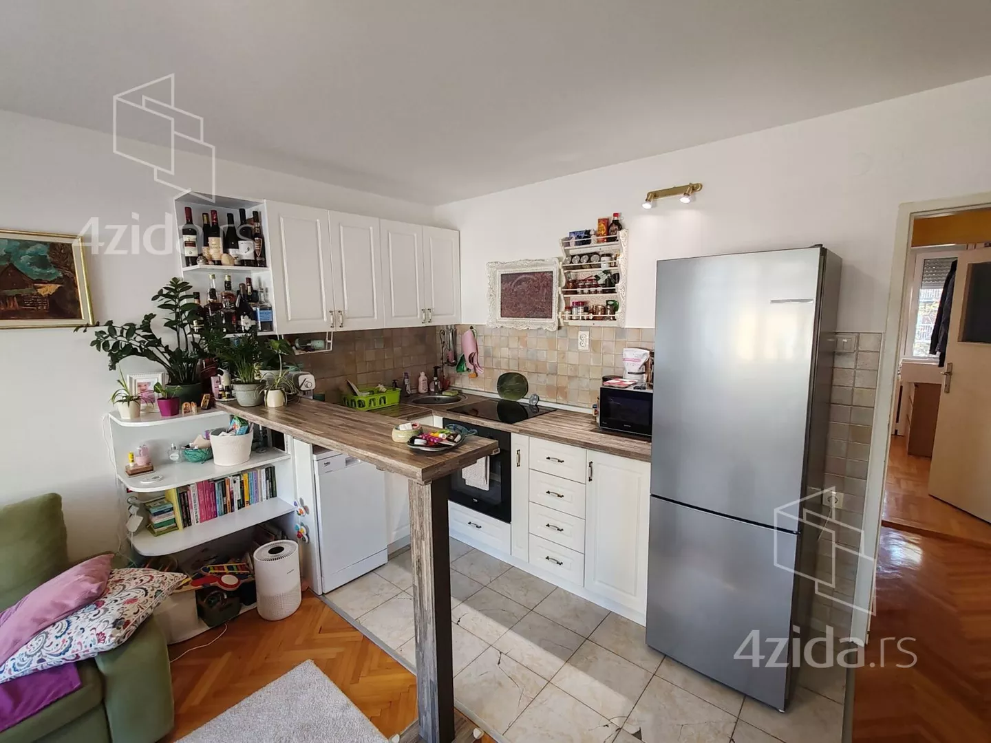 Dvoiposoban stan | 4zida