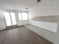Šestosoban stan | 4zida