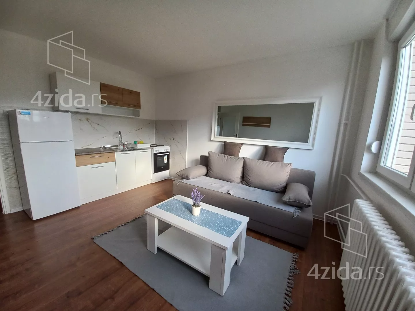 Jednoiposoban stan | 4zida