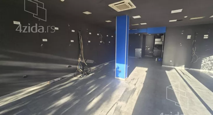 Poslovni prostor | 4zida