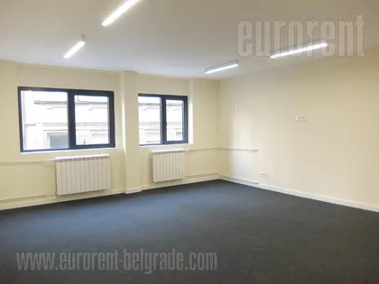 CENTAR | 4zida.rs