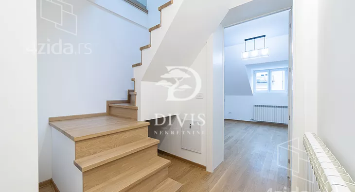 Četvoroiposoban stan | 4zida