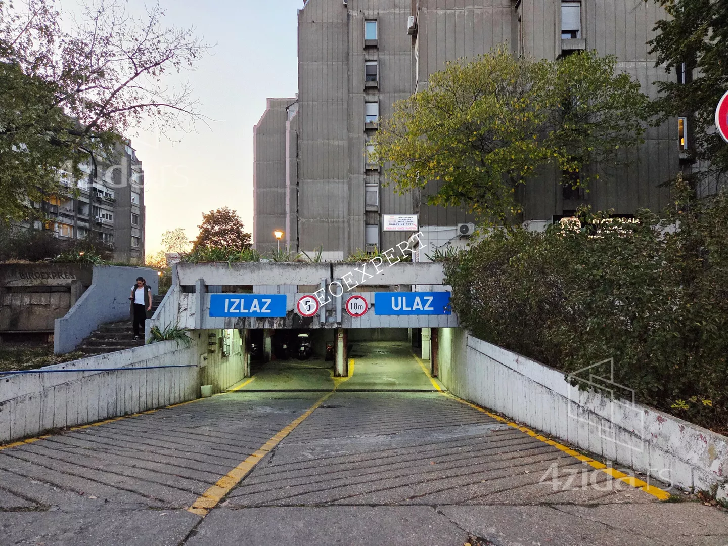 Parking | 4zida