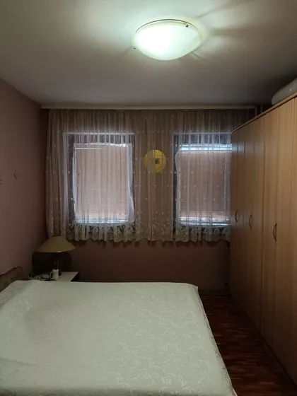 Cara Dušana 20 | 4zida.rs