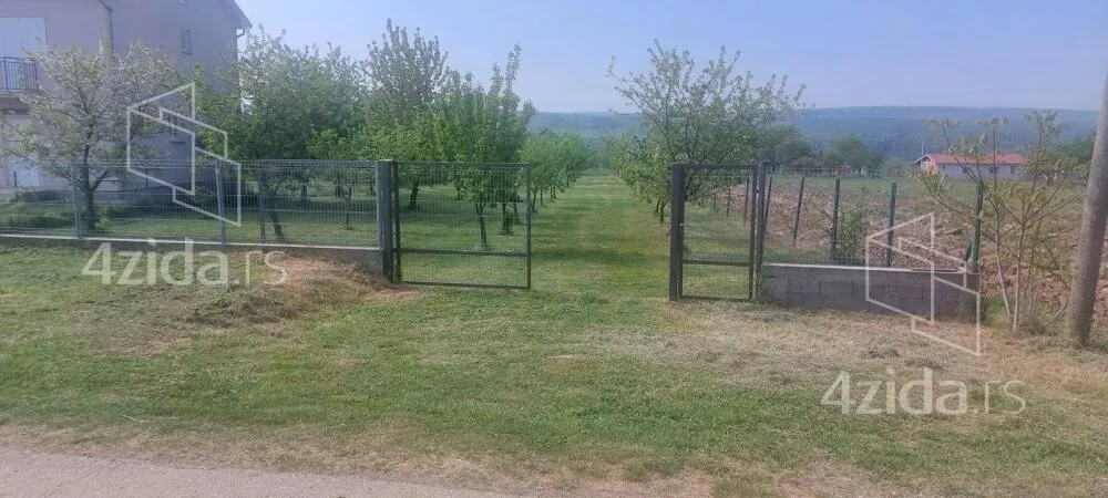 Građevinsko zemljište | 4zida