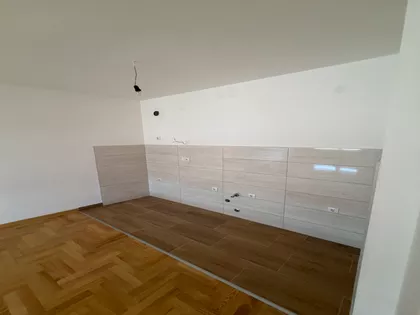 Gradske lokacije | 4zida.rs