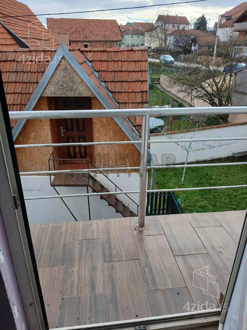 3-etažna kuća | 4zida