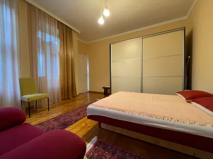 Brace Krsmanovica 7 | 4zida.rs