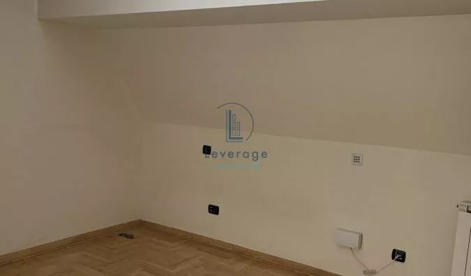 Šestosoban stan | 4zida