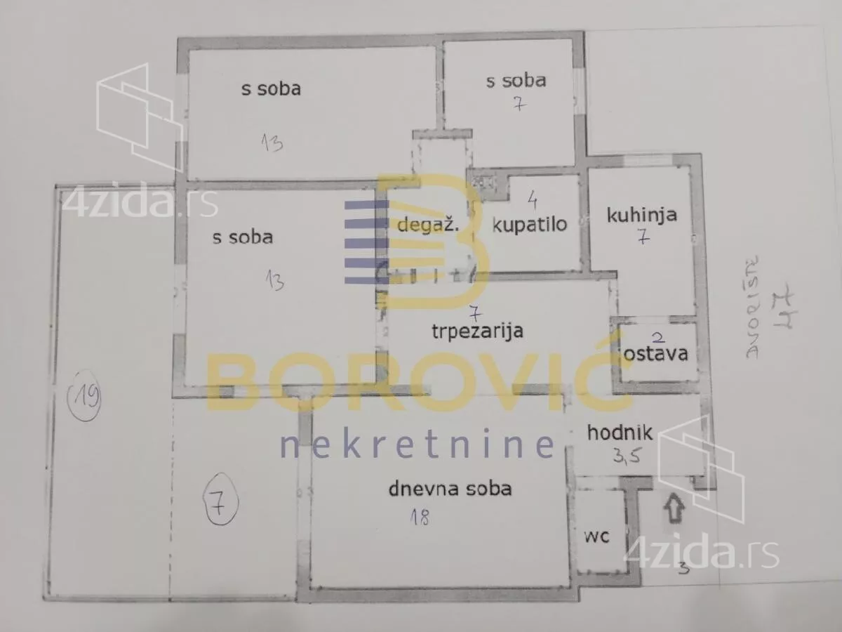 Troiposoban stan | 4zida