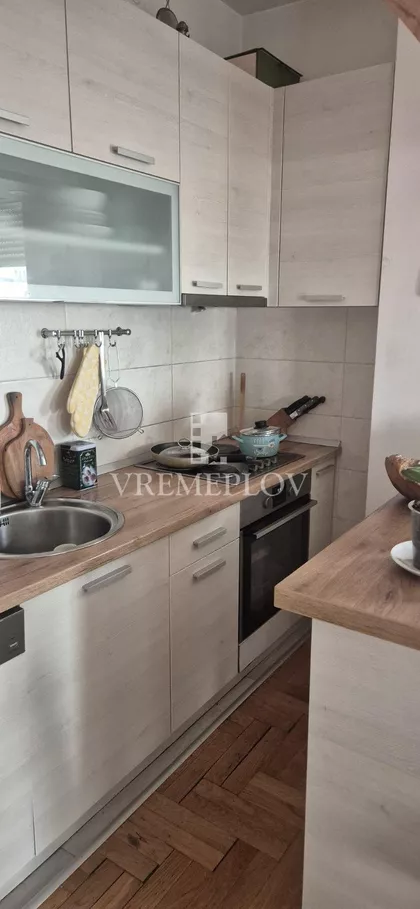 Bratstva i jedinstva | 4zida.rs