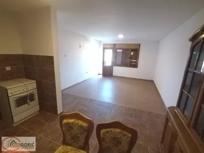 Ugrinovci | 4zida.rs