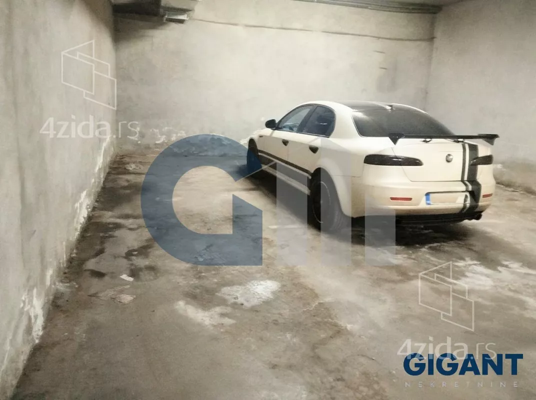 Garaža/Parking | 4zida