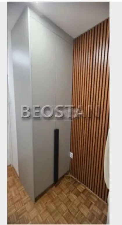 Pariske komune | 4zida.rs