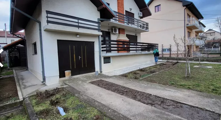 3-etažna kuća | 4zida
