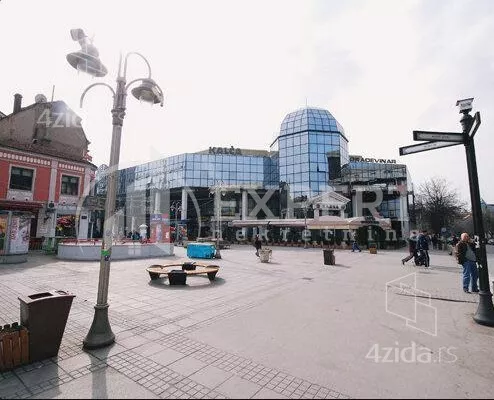 Lokal | 4zida