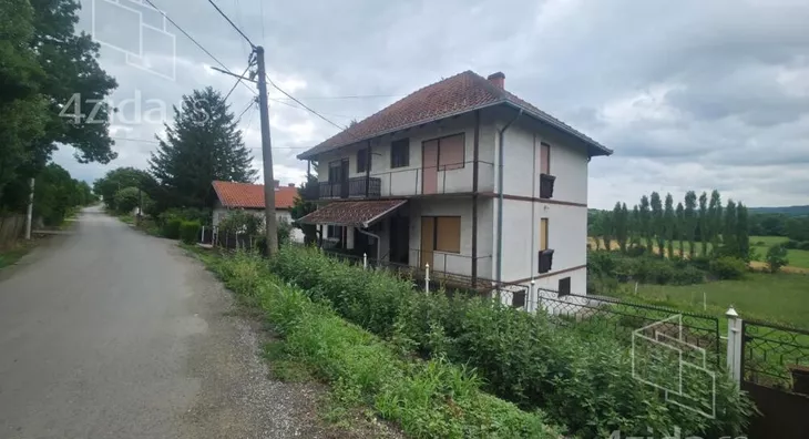 3-etažna kuća | 4zida