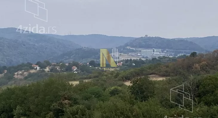 Plac | 4zida