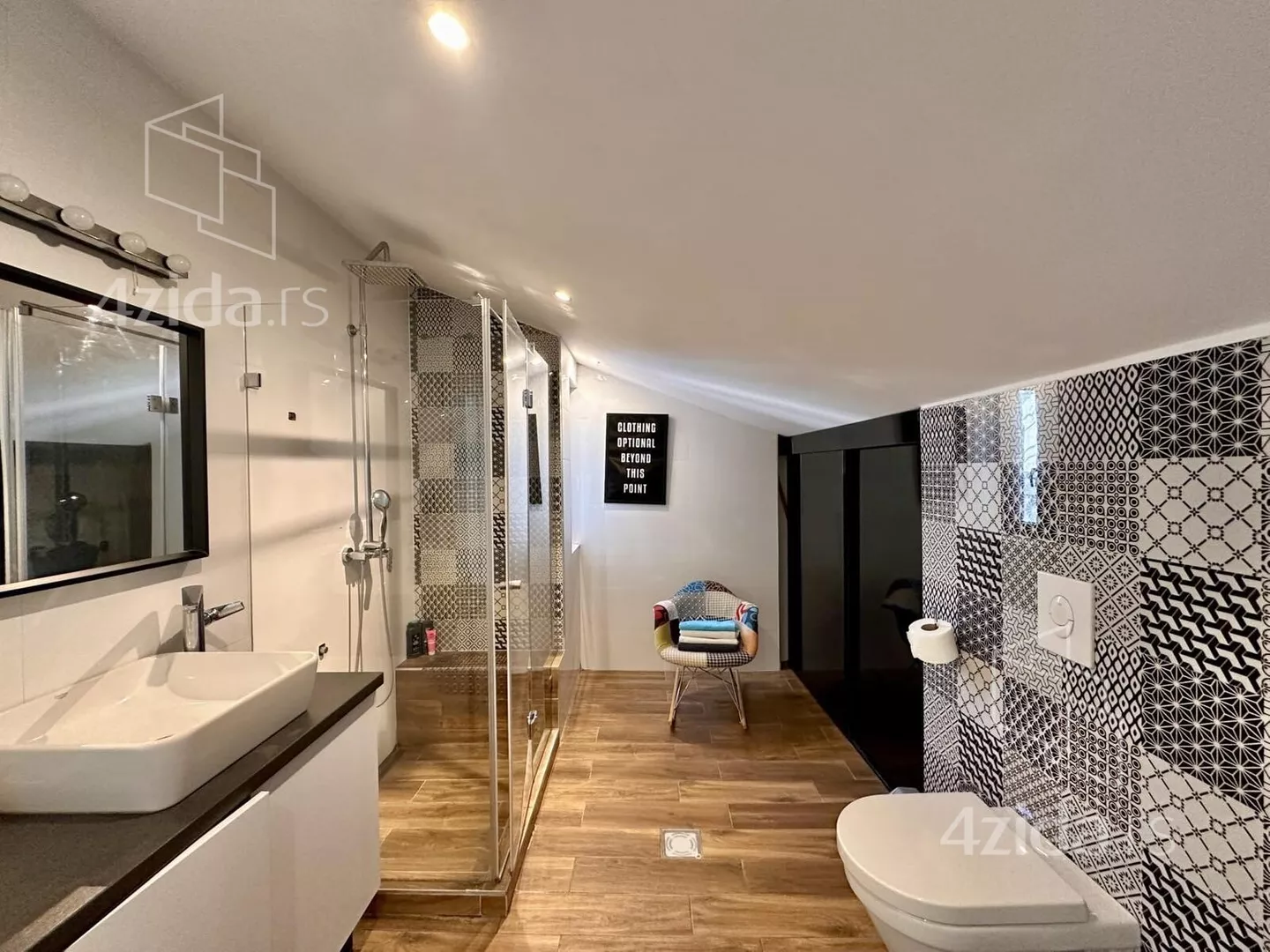 Petosoban stan | 4zida