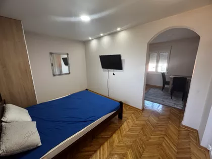 Stojana Novakovića 64 | 4zida.rs