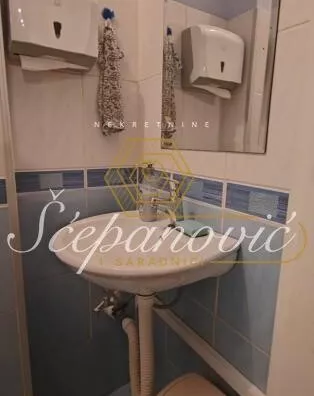 Sedmosoban stan | 4zida