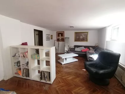 Mali Bajmok | 4zida.rs